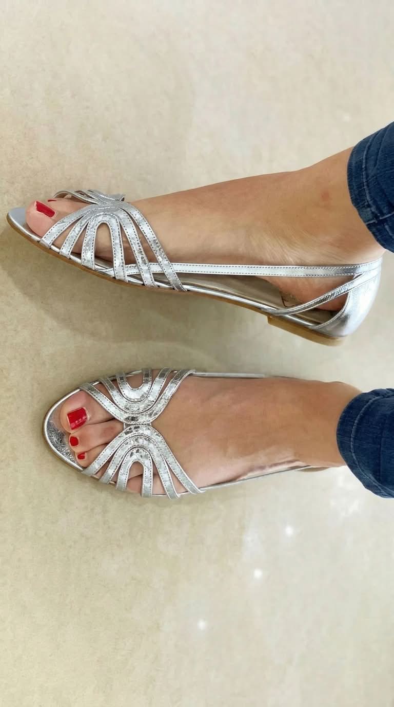 Mila - Open-Toe Sandals with Metallic Shine