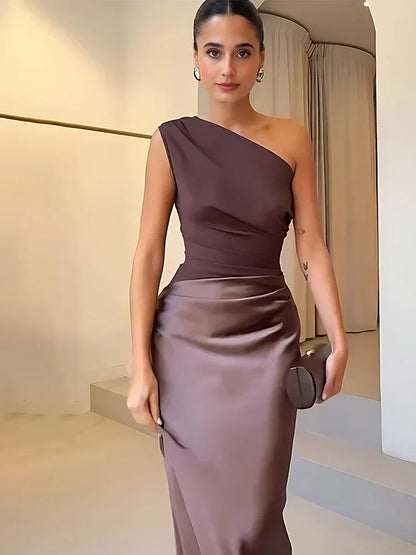 Sophia  | Maxi Dress with a Guilt in Satin