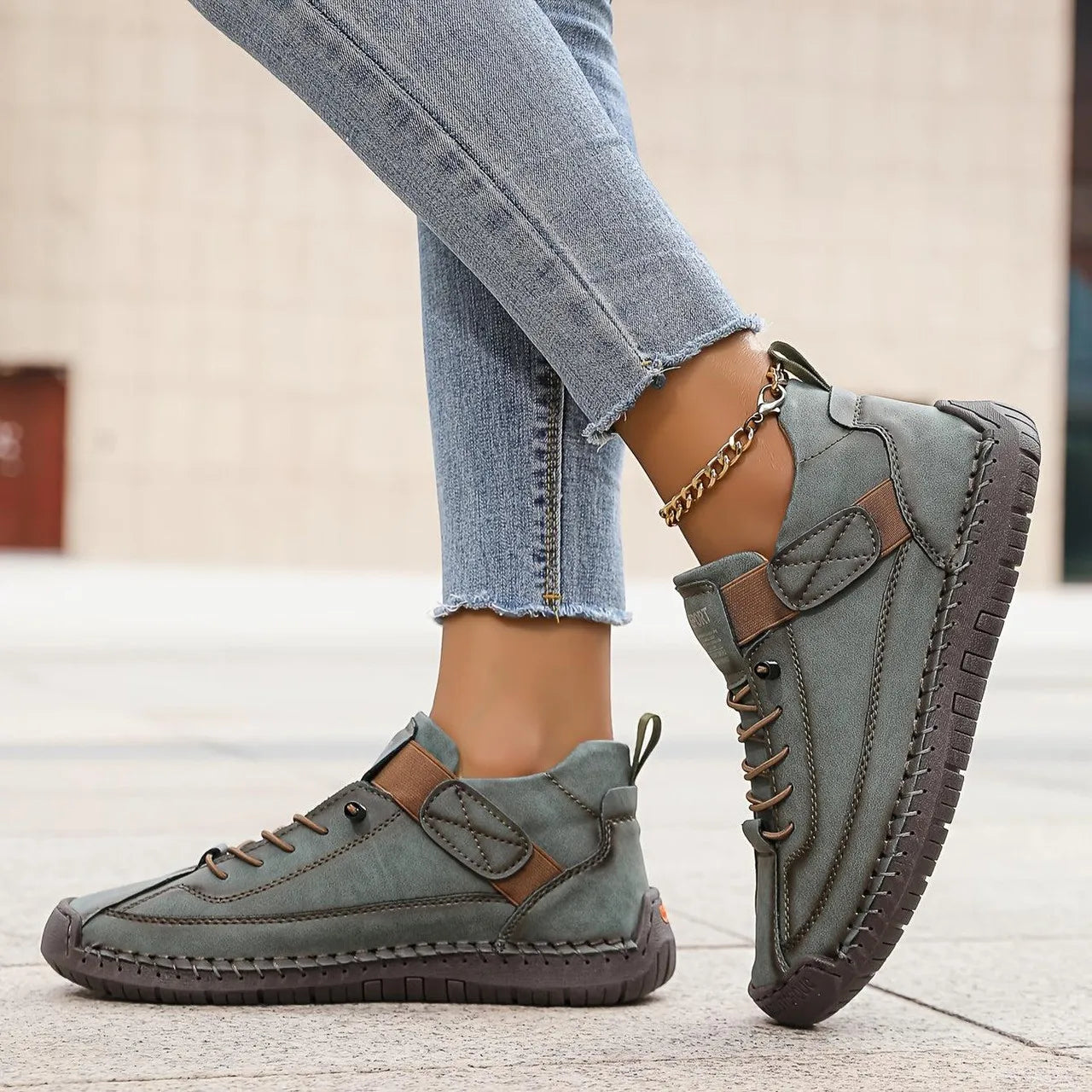 Victoria™ – Hand‑Stitched Leather Slip‑On Loafers