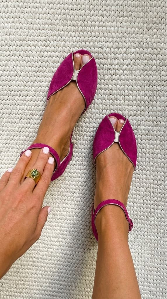 Amelia - Elegant suede ballet flats with metallic trim and open toe